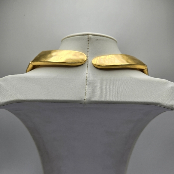 Givenchy Goldtone Choker Collar Necklace 1980s Chunky Couture Runway Mogul Vtg - Picture 2 of 8